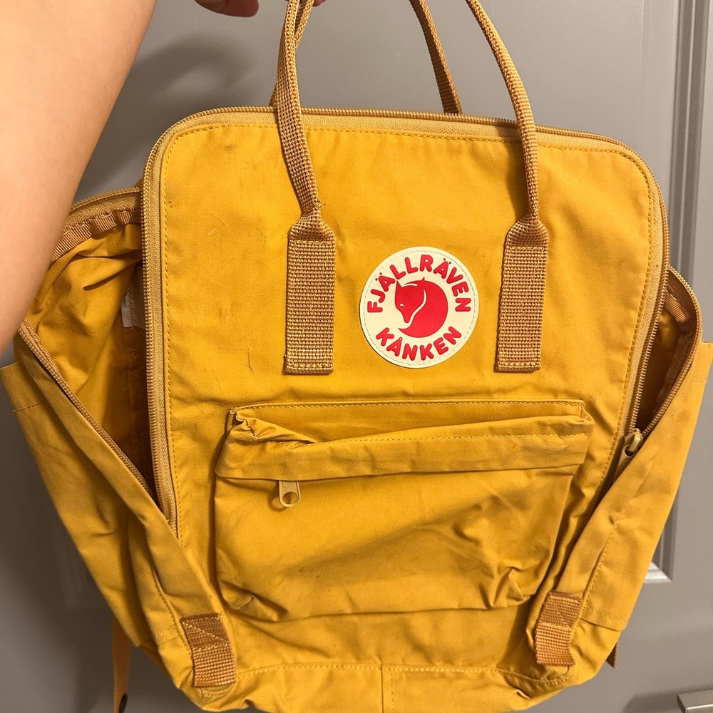 Fjallraven Kånken Ochre Backpack